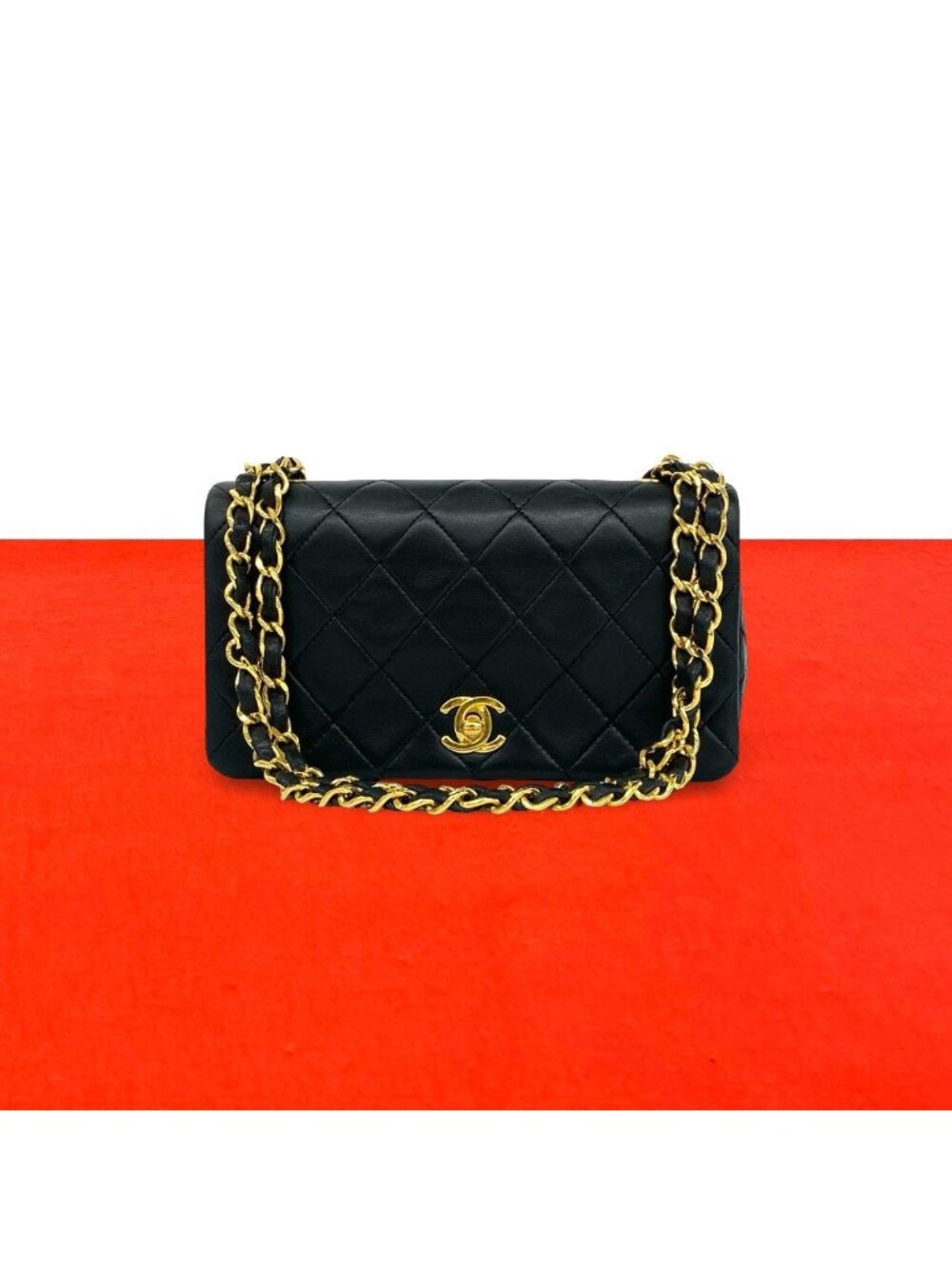Chanel Quilted CC Logo Full Flap Lambskin Shoulder Bag Pochette Black